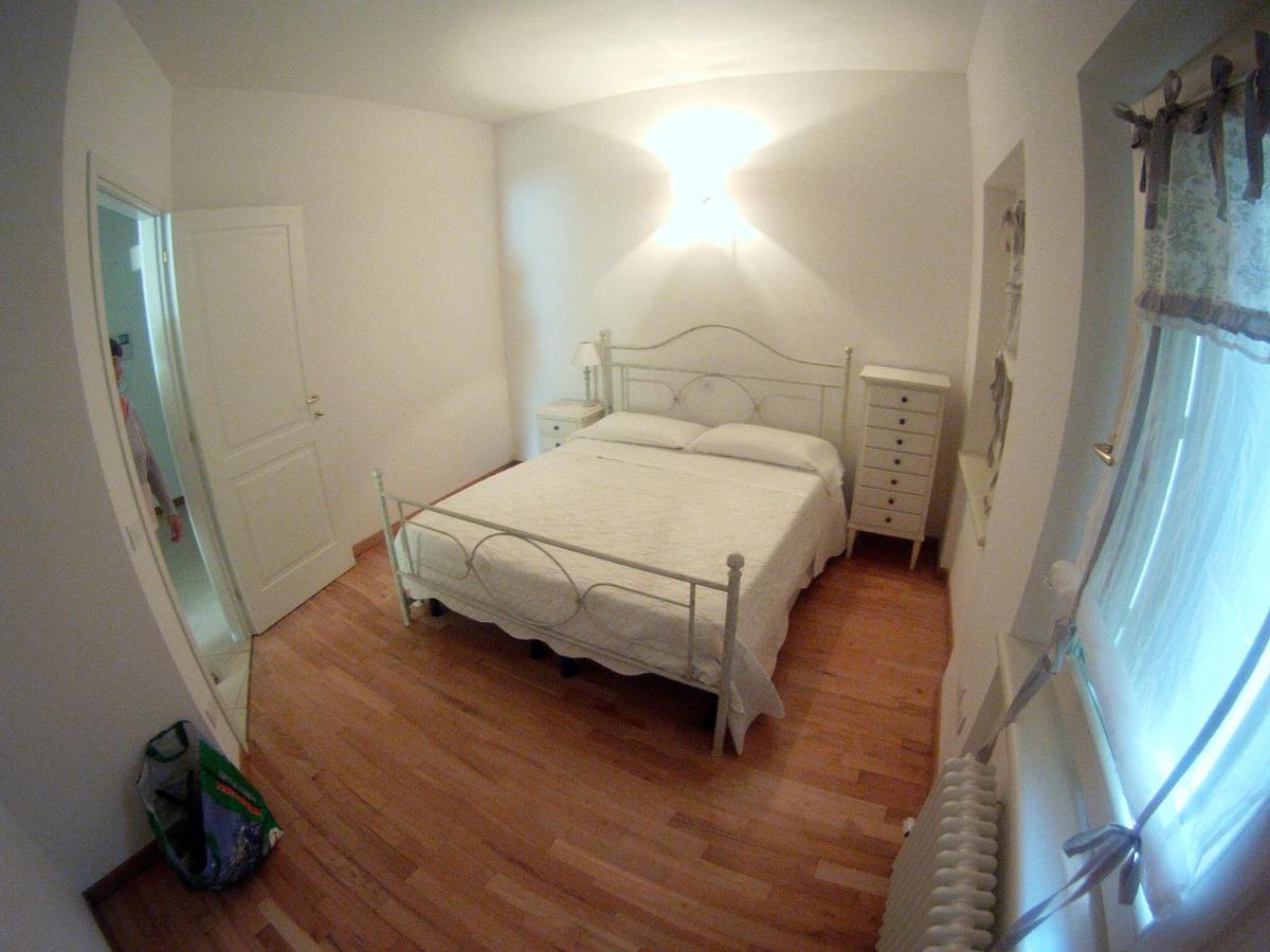 Charmante Apartament Lake Front Malcesine Eksteriør billede